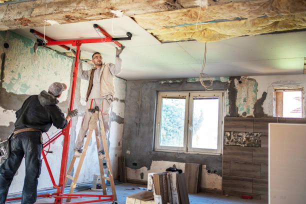 Best Spray Foam Insulation in Niagara, WI
